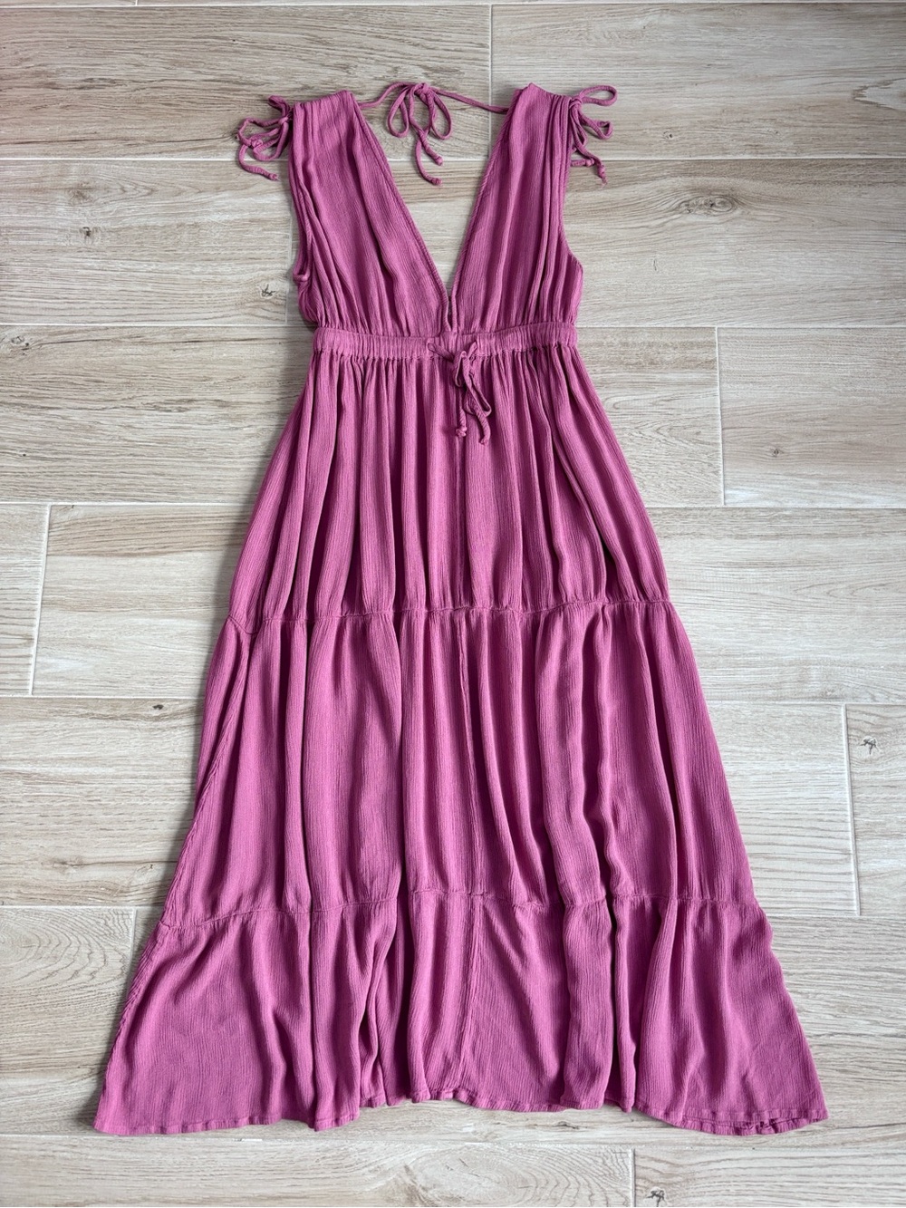 Elan Tiered Maxi Dress Deep V-Neck Smocked Waist Pink Mauve Women’s Size Large